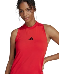 ADIDAS - VESTITINO SMANICATO 3 RIGHE ESSENZIALI ROSSO DA DONNA - JE1206