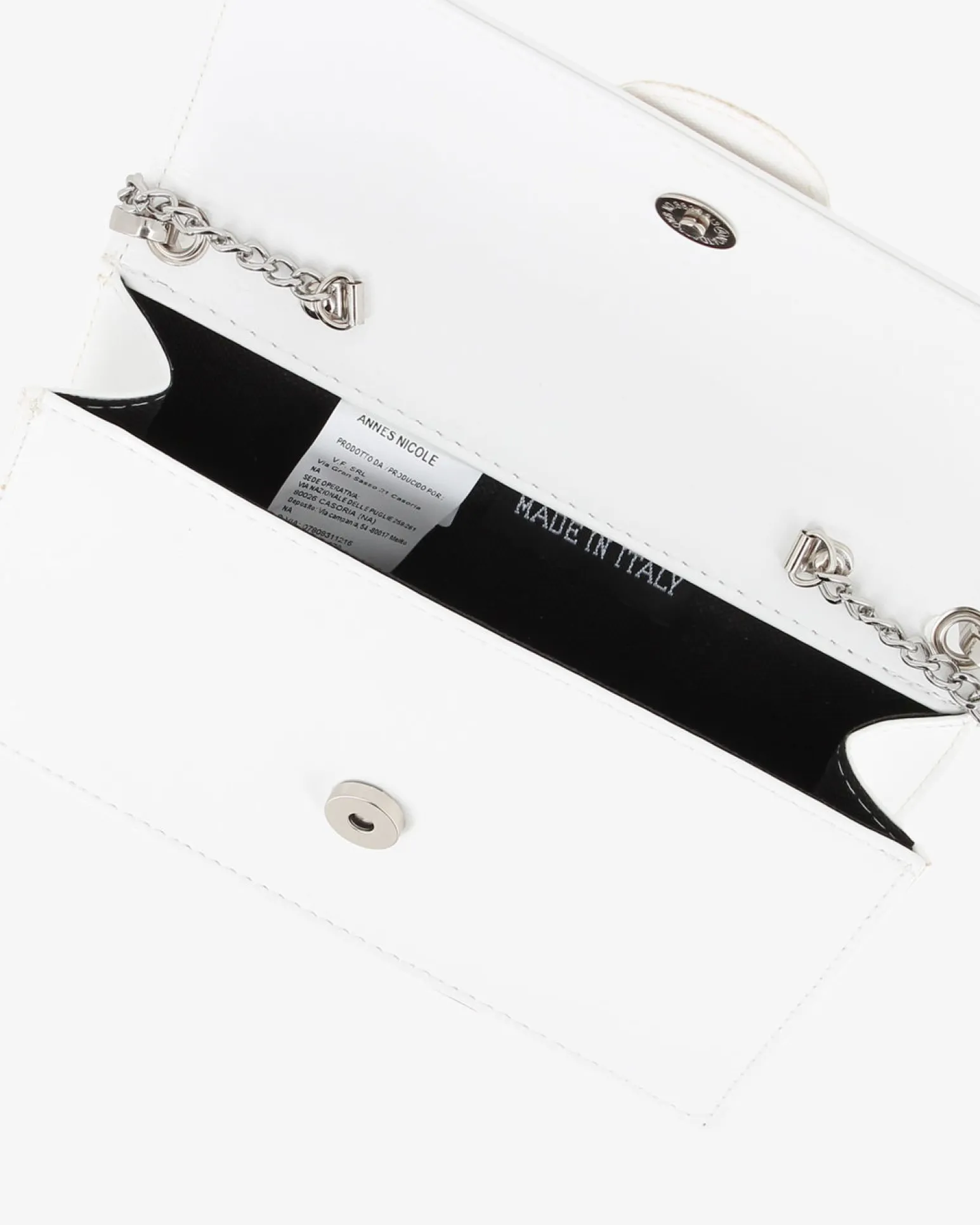 ANNES NICOLE - Pochette bianca con patta e tracolla a catenina