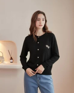 BACHATA - Cardigan manica lunga nero con bottoni da donna