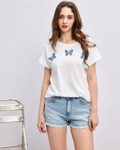BACHATA - Tshirt manica corta bianca con decorazione di farfalle