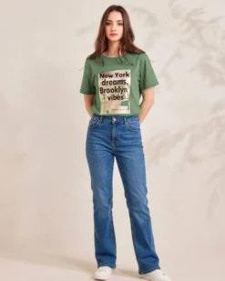 BACHATA - Tshirt manica corta verde salvia con stampa