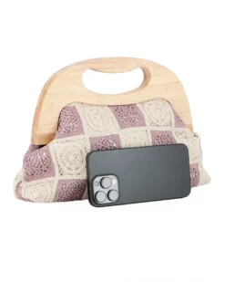 DIVAS - Borsa a mano ricamata nudo e panna con manico in legno