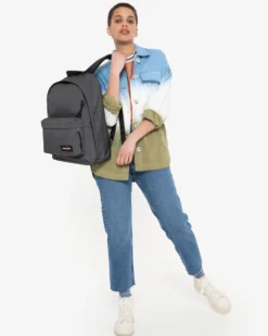 EASTPAK - Zaino OUT OF OFFICE grigio con tasca frontale e scomparto laptop