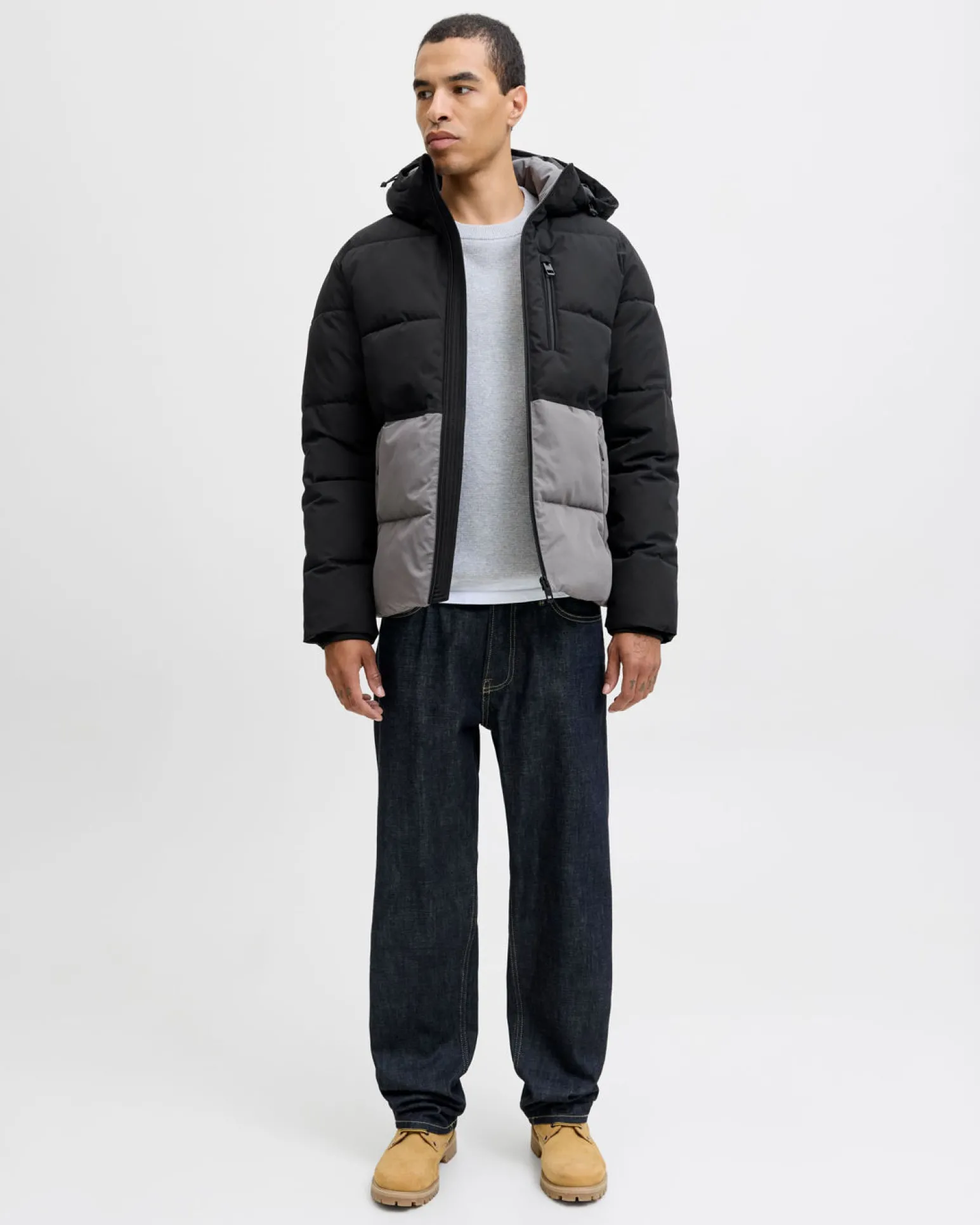JACK & JONES - PIUMINO NERO DA UOMO IDROREPELLENTE CON CAPPUCCIO