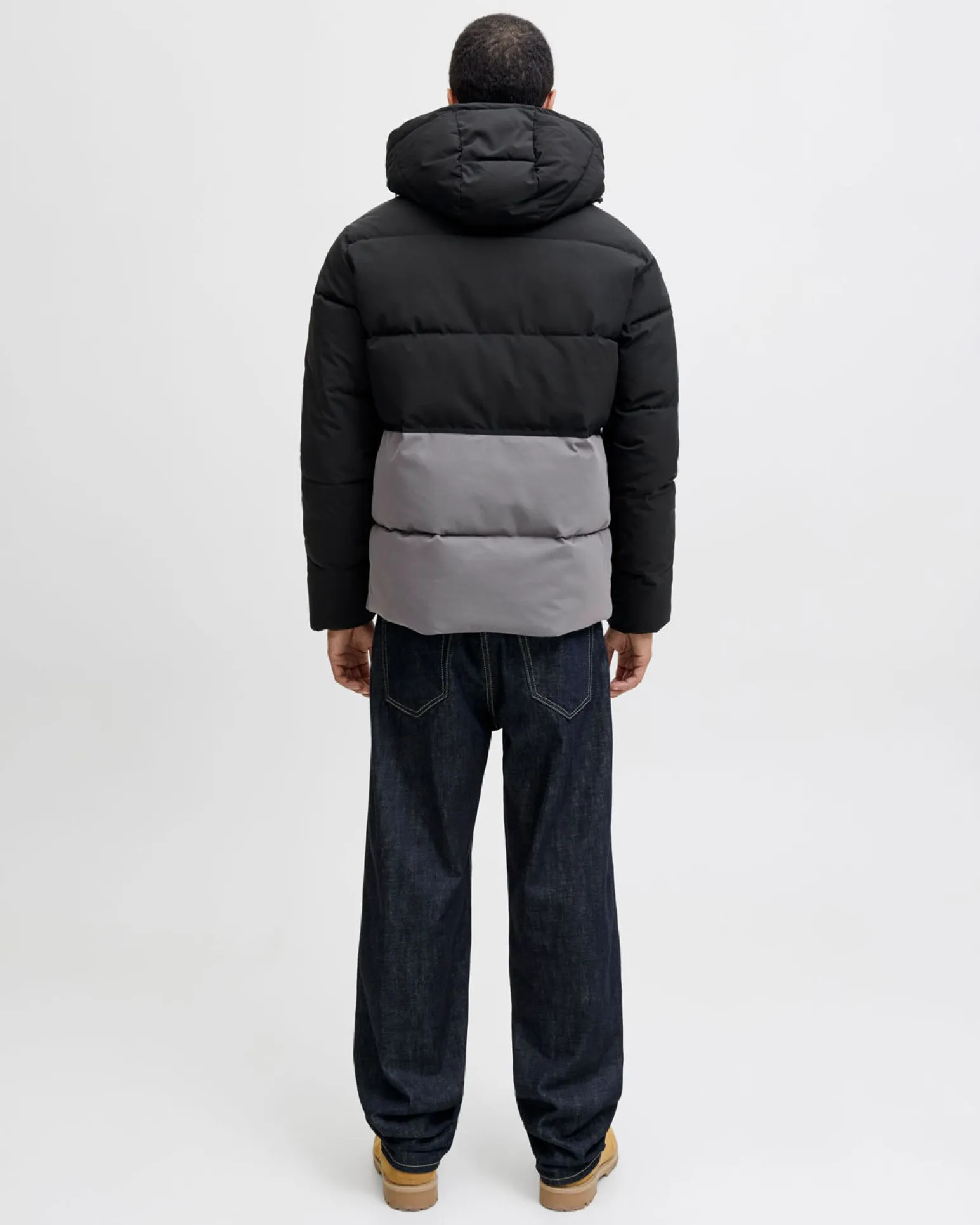 JACK & JONES - PIUMINO NERO DA UOMO IDROREPELLENTE CON CAPPUCCIO