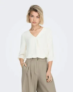 JACQUELINE de YONG - CAMICIA DONNA BIANCA CON SCOLLO A V
