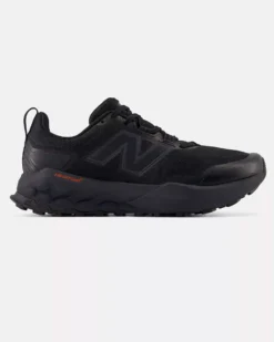 NEW BALANCE -  SCARPE DA RUNNING TRAIL FRESH FOAM NERE DA UOMO,  MGARO2RN