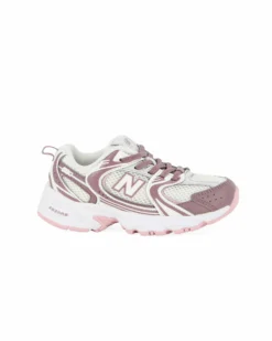 NEW BALANCE -  SNEAKERS KIDS LIFESTYLE BIANCHE CON DETTAGLI FUXIA  E ROSSI DAL 28 AL 35, P5304M1