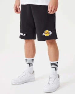 NEW ERA - Pantalone corto oversize fit da uomo nero con logo Lakers