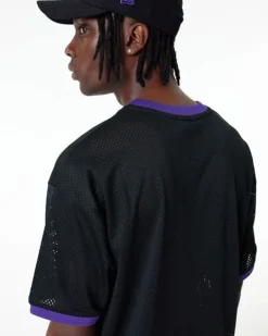 NEW ERA - T shirt girocollo oversize fit nera e viola in mesh traspirante con logo Lakers