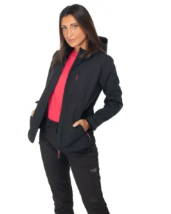 ON SPIRIT - GIACCA DONNA CON CAPPUCCIO SOFTSHELL  NERA - CLELIA