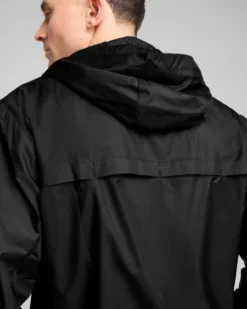 PUMA - GIUBBINO CON CAPPUCCIO FULL ZIP NERO ESSENTIAL REGULAR WINDBREA  DA UOMO,  684625-01