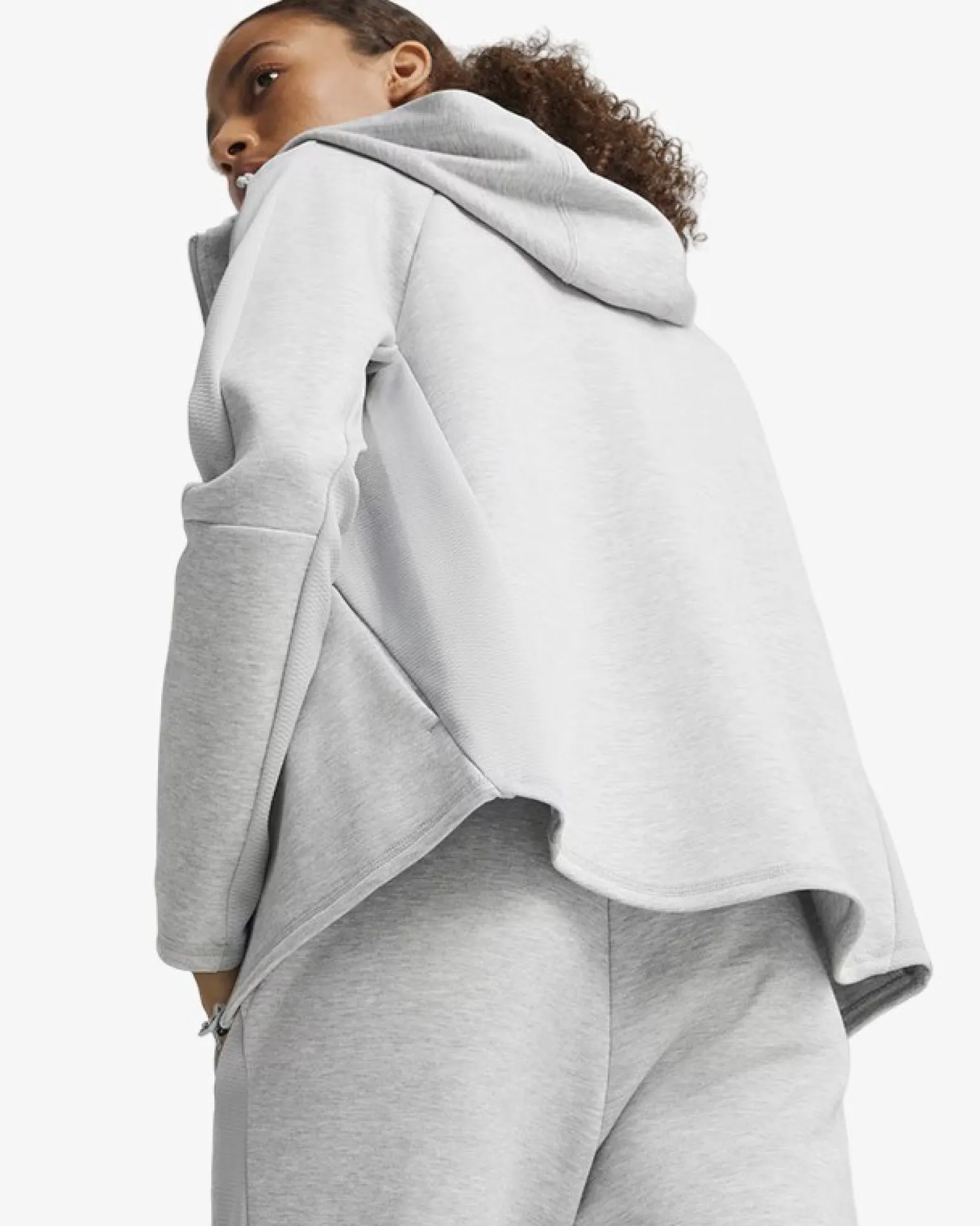 PUMA - JACKET DA DONNA CON CAPPUCCIO EVOSTRIPE FZ HD - 677878_04