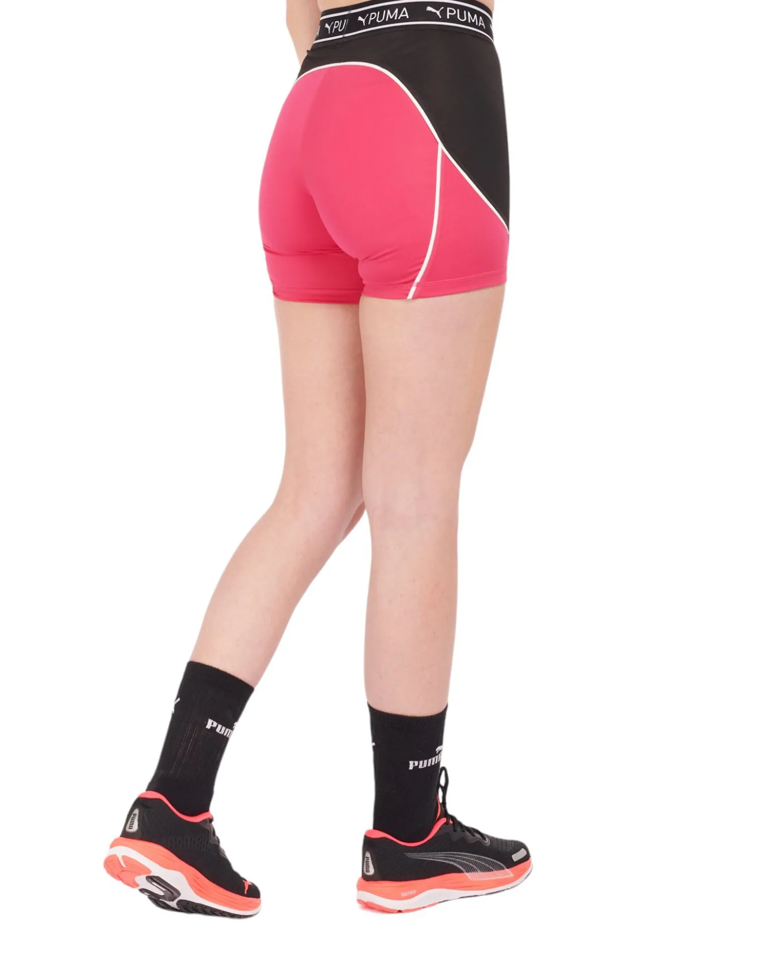 PUMA SHORT TRAIN STRONG - Short fuxia e nero con logo bianco - 52504248