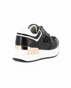 RENATO BALESTRA - Scarpa sneakers nera con soletta estraibile in VERA PELLE