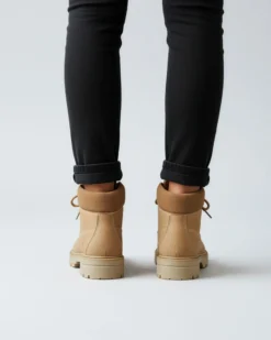 RIFLE - Scarponcino beige da donna con lacci e zip laterale