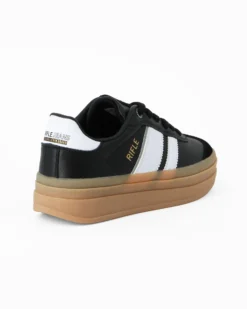 RIFLE - Sneakers nera da donna con patch posteriore e bande laterali bianche