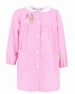 SIGGI - Grembiule asilo rosa a quadretti da bimba con due tasche frontali e graffetta in omaggio, certificazione OEKO TEX
