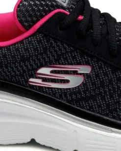 SKECHERS - Fashion Fit - Bold Boundaries - Sneakers nera con dettagli fucsia e  soletta in memory foam