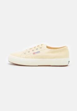 SUPERGA - Sneakers da donna beige in tessuto con lacci - 2750 NEW PLUS