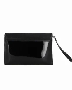 TATOO - Pochette nera in vernice con patta, laccetto e tracolla removibile, MADE IN ITALY