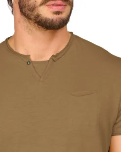 TSHIRT MANICA CORTA SCOLLO V