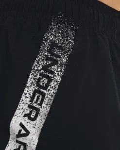 UNDER ARMOR - Pantaloncini da allenamento neri con logo laterale