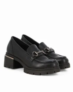 ZOE - Mocassino nero con suola track e morsetto sulla fascia frontale
